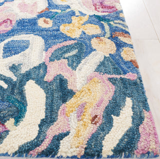 Safavieh Blossom BLM463L Light Blue / Plum Area Rug Detail