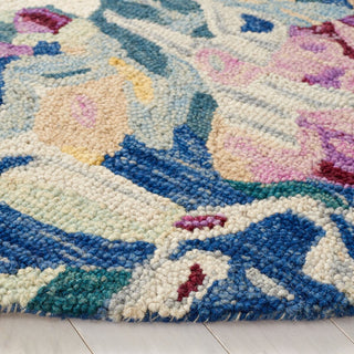 Safavieh Blossom BLM463L Light Blue / Plum Area Rug Detail