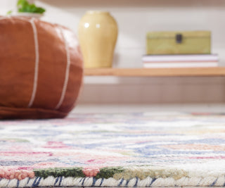 Safavieh Blossom BLM464A Ivory / Blue Area Rug Detail