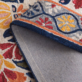 Safavieh Blossom BLM687A Ivory / Red Area Rug Fold