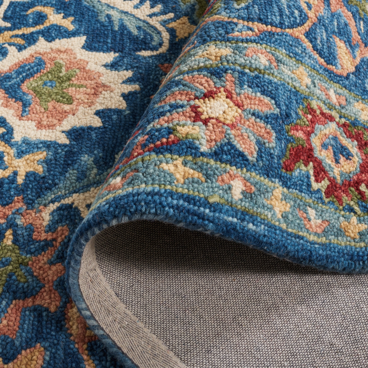 Safavieh Blossom BLM691M Blue / Green Area Rug – Incredible Rugs and Decor