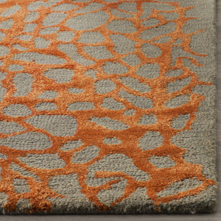 Safavieh Blossom BLM695C Grey / Orange Area Rug Detail