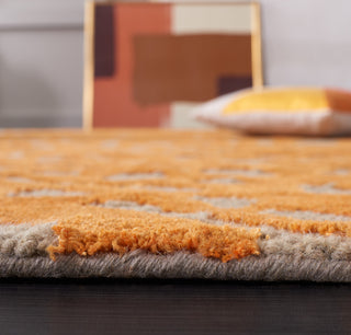 Safavieh Blossom BLM695C Grey / Orange Area Rug Detail