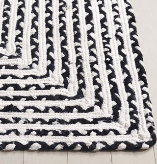 Safavieh Braided BRD260Z Black / Ivory Area Rug Detail
