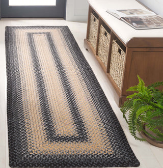 Safavieh Braided BRD311A Black / Grey Area Rug Room Scene
