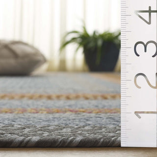 Safavieh Braided BRD314G Grey / Rust Area Rug Detail