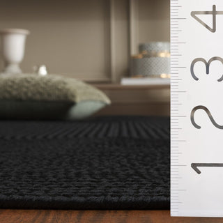 Safavieh Braided BRD315Z Black Area Rug Detail