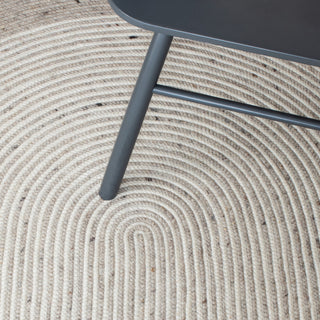 Safavieh Braided BRD904A Beige / Ivory Area Rug Detail