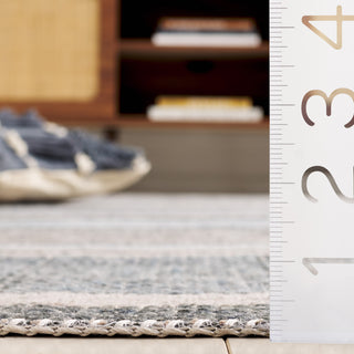 Safavieh Cabo CAB370Z Black / Light Blue Area Rug Detail