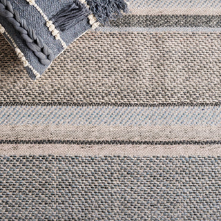 Safavieh Cabo CAB370Z Black / Light Blue Area Rug Detail