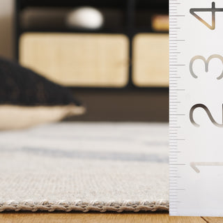 Safavieh Cabo CAB374B Beige / Light Grey Area Rug Detail