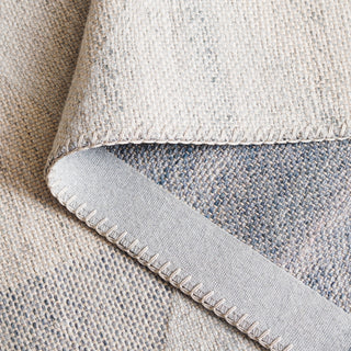 Safavieh Cabo CAB374B Beige / Light Grey Area Rug Fold