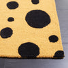 Safavieh Cambridge CAM147D Gold / Black Area Rug Detail