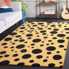 Safavieh Cambridge CAM147D Gold / Black Area Rug Room Scene Feature