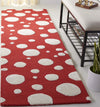 Safavieh Cambridge CAM147Q Red / Ivory Area Rug Room Scene Feature