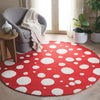 Safavieh Cambridge CAM147Q Red / Ivory Area Rug Room Scene Feature