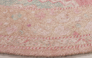 Safavieh Classic Vintage CLV803U Pink / Dark Beige Area Rug Detail