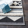 Safavieh Cottage COT204A Ivory / Black Area Rug Detail