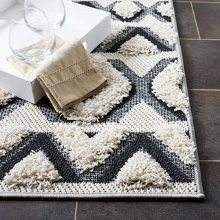 Safavieh Cottage COT210B Ivory / Black Area Rug Detail