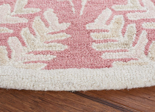 Safavieh Capri CPR208R Pink / Ivory Area Rug Detail