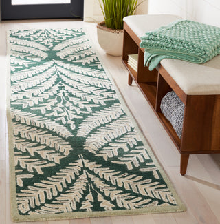 Safavieh Capri CPR208Y Dark Green / Ivory Area Rug Room Scene