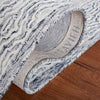 Safavieh Capri CPR217A Ivory / Blue Area Rug Detail