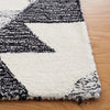 Safavieh Casablanca CSB226Z Ivory / Black Area Rug Detail