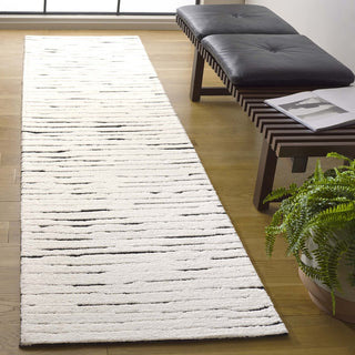 Safavieh Casablanca CSB227A Ivory / Black Area Rug Room Scene Feature