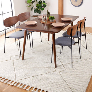 Safavieh Casablanca CSB466B Beige Area Rug Room Scene Feature