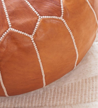 Safavieh Casablanca CSB467A Ivory / Beige Area Rug Detail