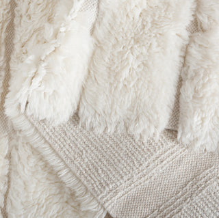 Safavieh Casablanca CSB471A Ivory Area Rug Fold