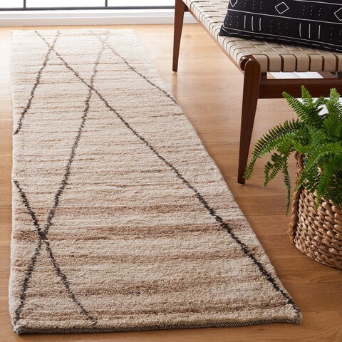 Safavieh Casablanca CSB791B Beige Area Rug Room Scene Feature