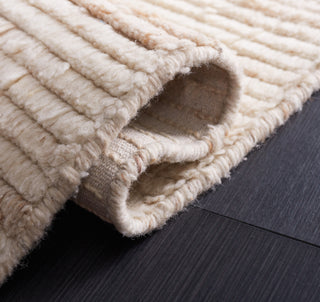 Safavieh Casablanca CSB793B Beige / Ivory Area Rug Detail