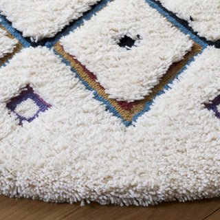 Safavieh Casablanca CSB918A Ivory / Blue Area Rug Detail