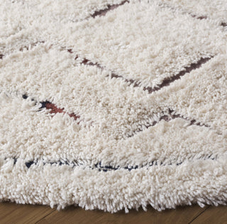 Safavieh Casablanca CSB919A Ivory / Rust Area Rug Detail