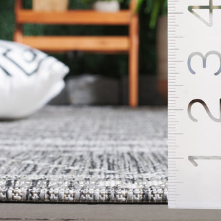 Safavieh Courtyard CY8121-59021 Light Grey / Dark Area Rug Detail