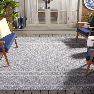 Safavieh Courtyard CY8121-59021 Light Grey / Dark Area Rug Room Scene