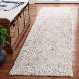 Safavieh Ebony EBN107 Natural / Ivory Area Rug Room Scene Feature