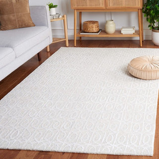 Safavieh Ebony EBN107 Beige / Ivory Area Rug