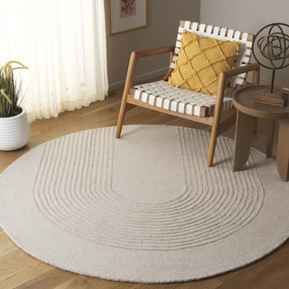 Safavieh Ebony EBN125A Ivory Area Rug Room Scene