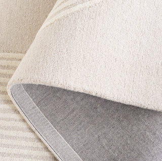 Safavieh Ebony EBN125B Beige / Ivory Area Rug Fold