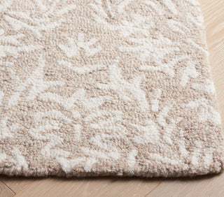 Safavieh Ebony EBN127B Beige / Ivory Area Rug Detail