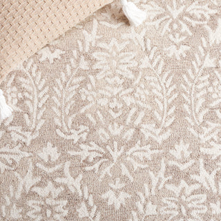 Safavieh Ebony EBN127B Beige / Ivory Area Rug Detail