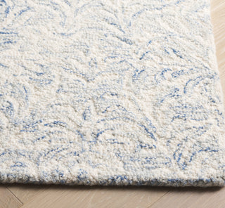 Safavieh Ebony EBN127M Blue / Ivory Area Rug Detail