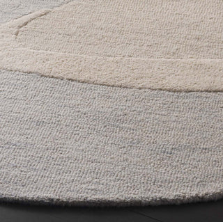 Safavieh Ebony EBN129G Light Grey / Ivory Area Rug Detail