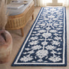 Safavieh Ebony EBN134N Navy / Ivory Area Rug Room Scene Feature