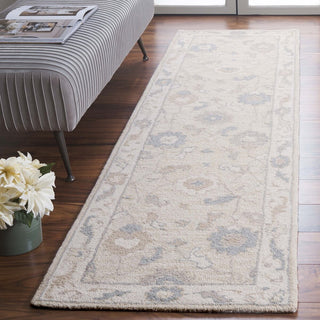 Safavieh Ebony EBN136B Beige / Ivory Area Rug Room Scene Feature