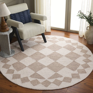 Safavieh Ebony EBN137B Beige / Ivory Area Rug Room Scene