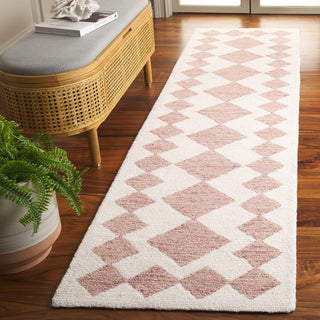 Safavieh Ebony EBN137P Pink / Ivory Area Rug Room Scene Feature