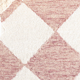 Safavieh Ebony EBN137P Pink / Ivory Area Rug Detail